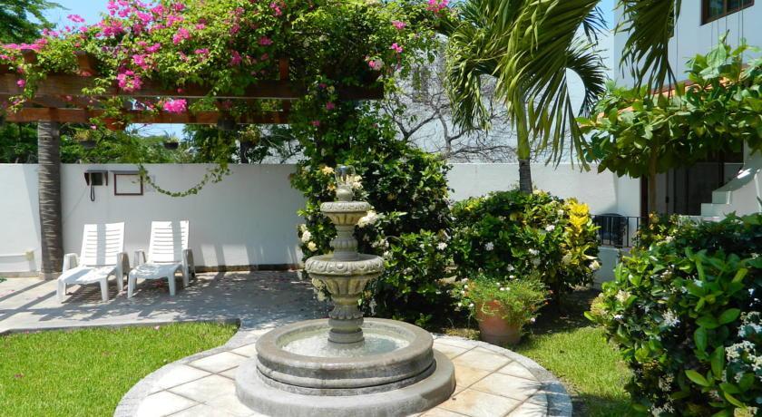Hotel Pez Vela Manzanillo Exterior foto